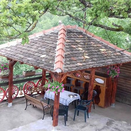 Apartamento Tri Bagrema Km Mokra Gora Exterior foto