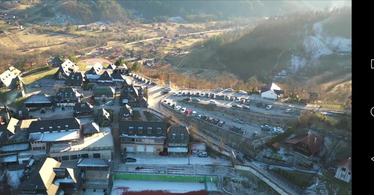 Apartamento Tri Bagrema Km Mokra Gora Exterior foto