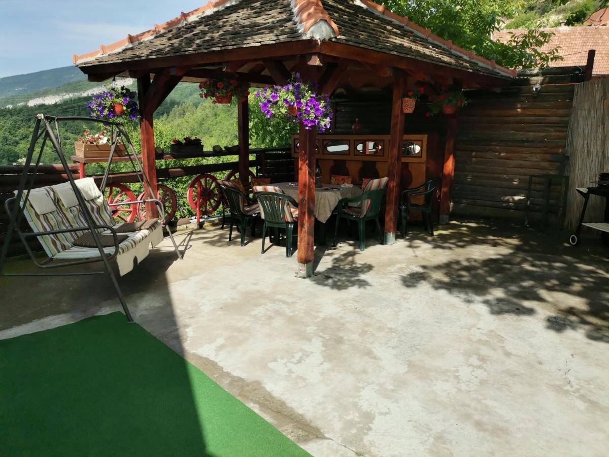 Apartamento Tri Bagrema Km Mokra Gora Exterior foto