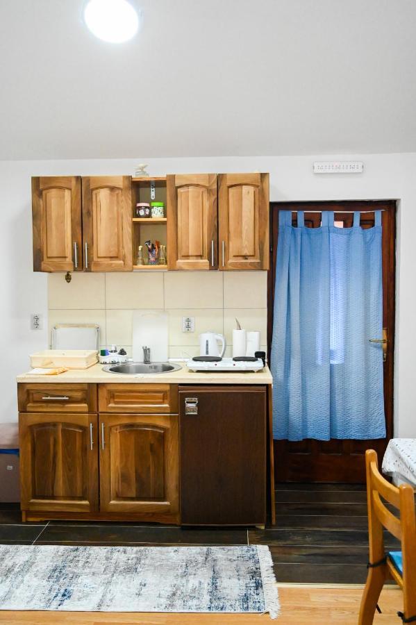 Apartamento Tri Bagrema Km Mokra Gora Exterior foto