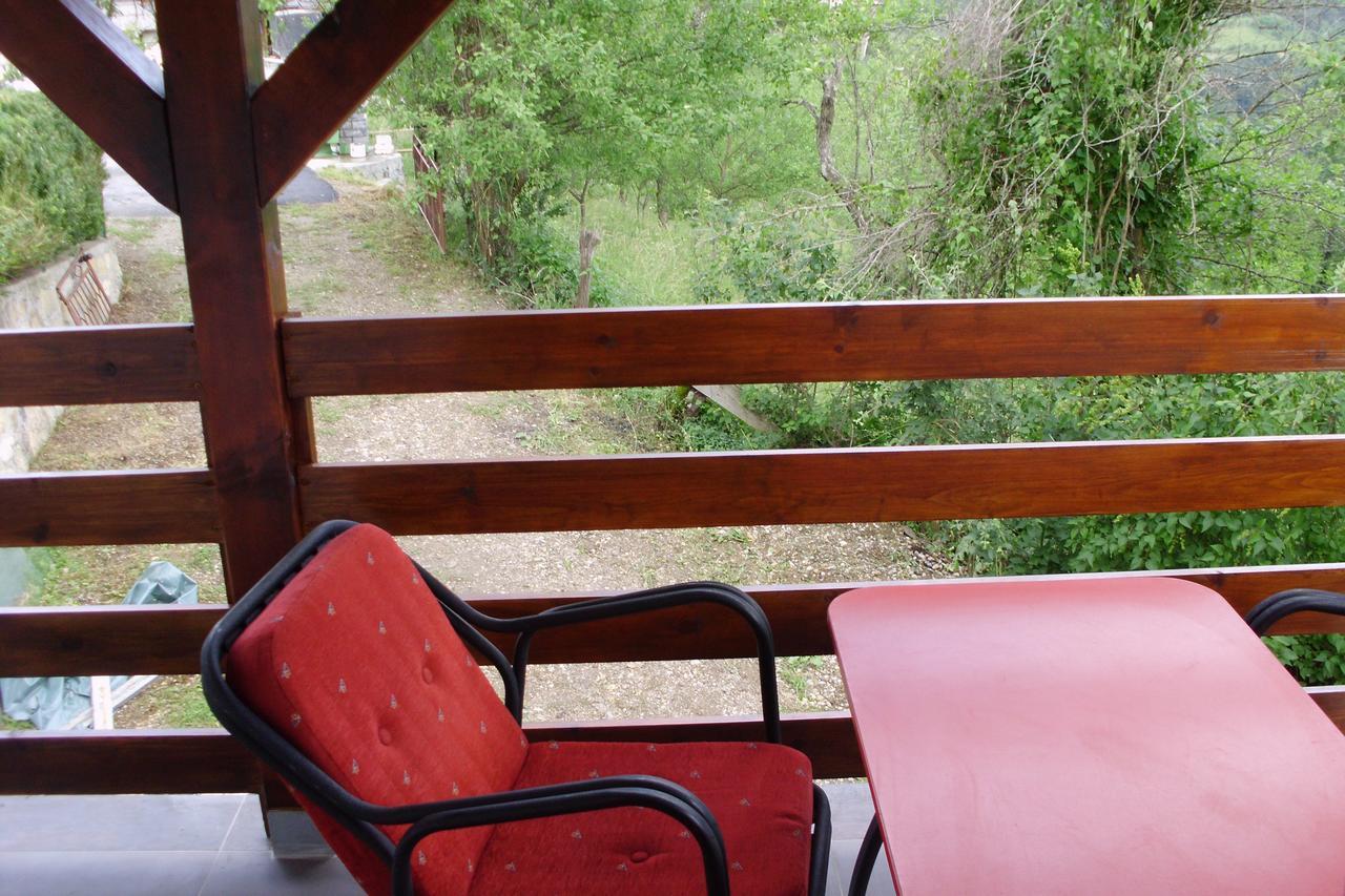 Apartamento Tri Bagrema Km Mokra Gora Exterior foto